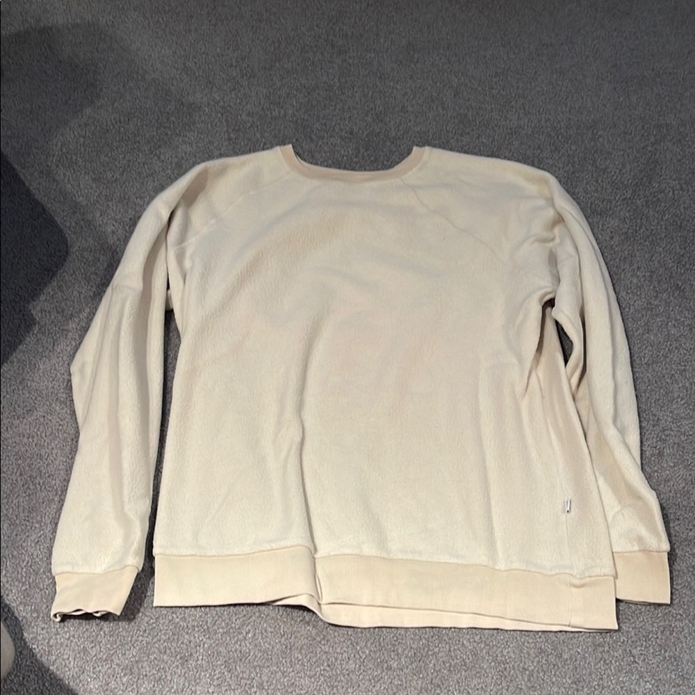 FEAT Blanketblend Classic Cream Crewneck Sweater with Ribbed Accents